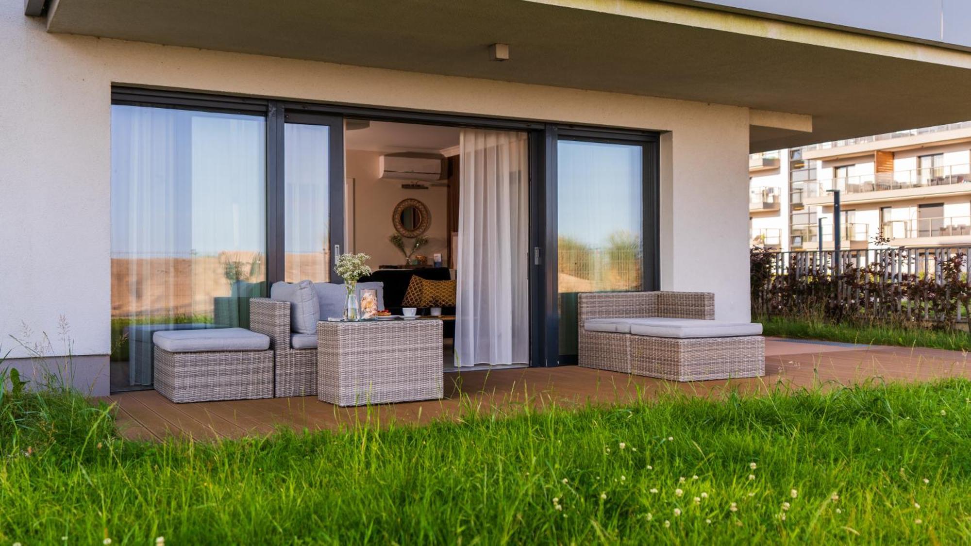 Apartament Odnowa Z Bezposrednim Widokiem Na Morze W Gardenia Dziwnow - Exteriör bild